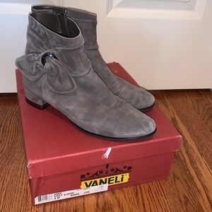 Vaneli Amil Gray Suede Bootie, Zip, Size 9